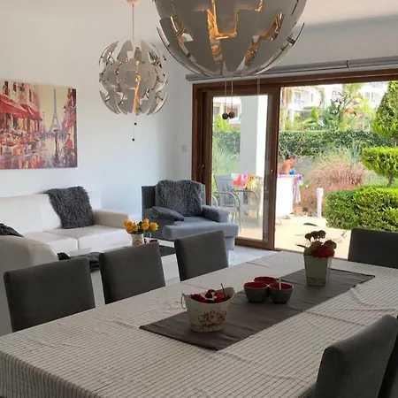 Highly Comfortable Family-friendly In Lovely Area דירה Agios Georgios (Girne)
